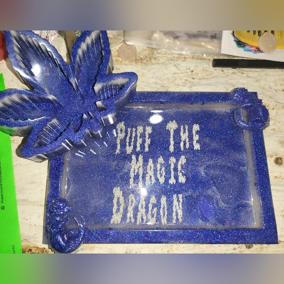 New custom Puff The Magic Dragon Rolling Trays - Picture 1 of 7